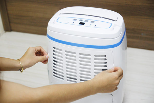 Máy hút ẩm FujiE HM-614EB (14 lít/ngày)