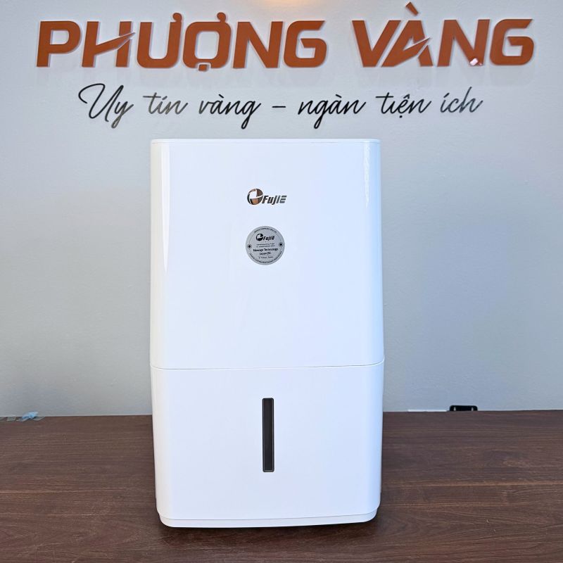 Máy hút ẩm FujiE HM-650EC mặt trước