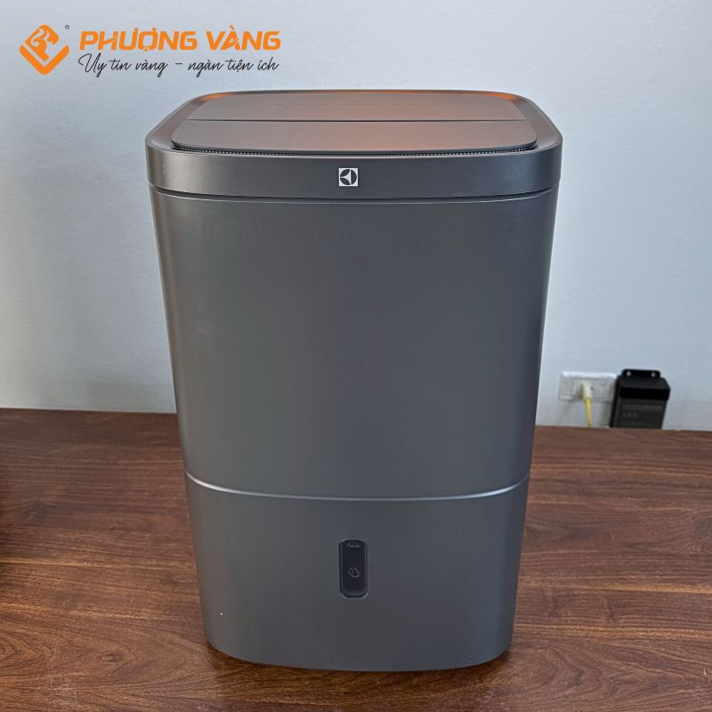Máy hút ẩm lọc không khí Electrolux EDH14TRBD2 mặt trước góc nhìn từ trên xuống