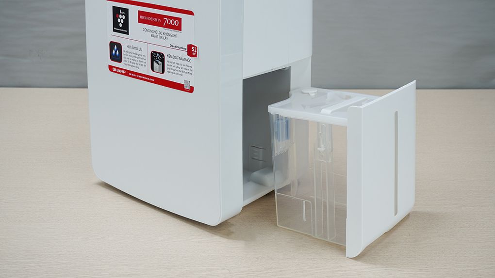 Máy hút ẩm lọc không khí Sharp DW-J20FV-W (20 lít/ngày)