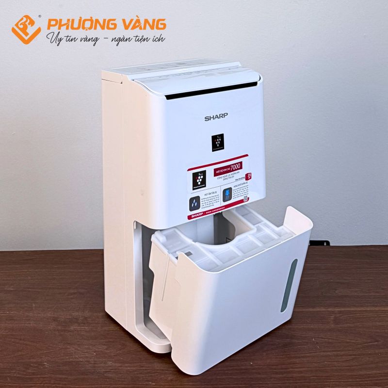 Máy hút ẩm Sharp DW-D12A-W (12 lít/ngày)