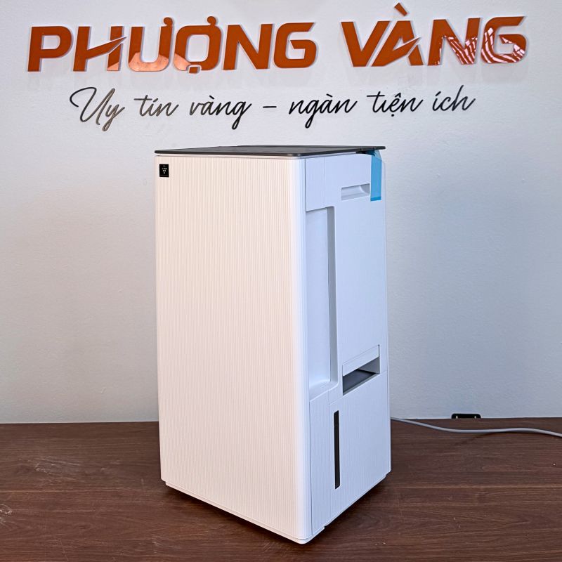Máy hút ẩm Sharp DW-T30HV-W (30 lít/ngày)