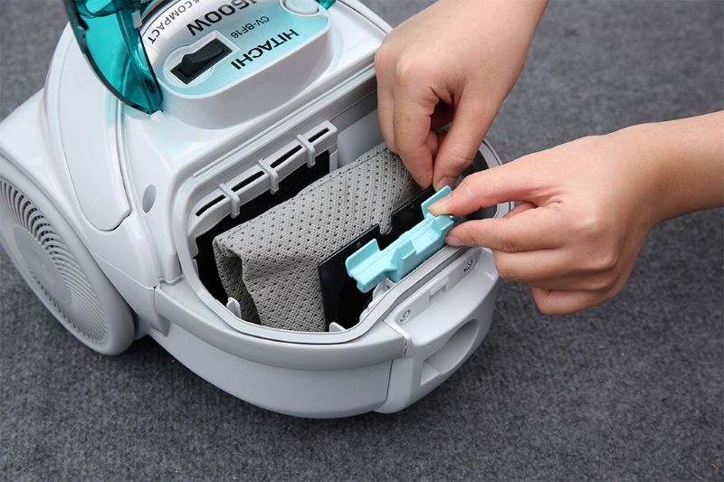 Máy hút bụi Hitachi CV-BF16 dạng hộp 1600W