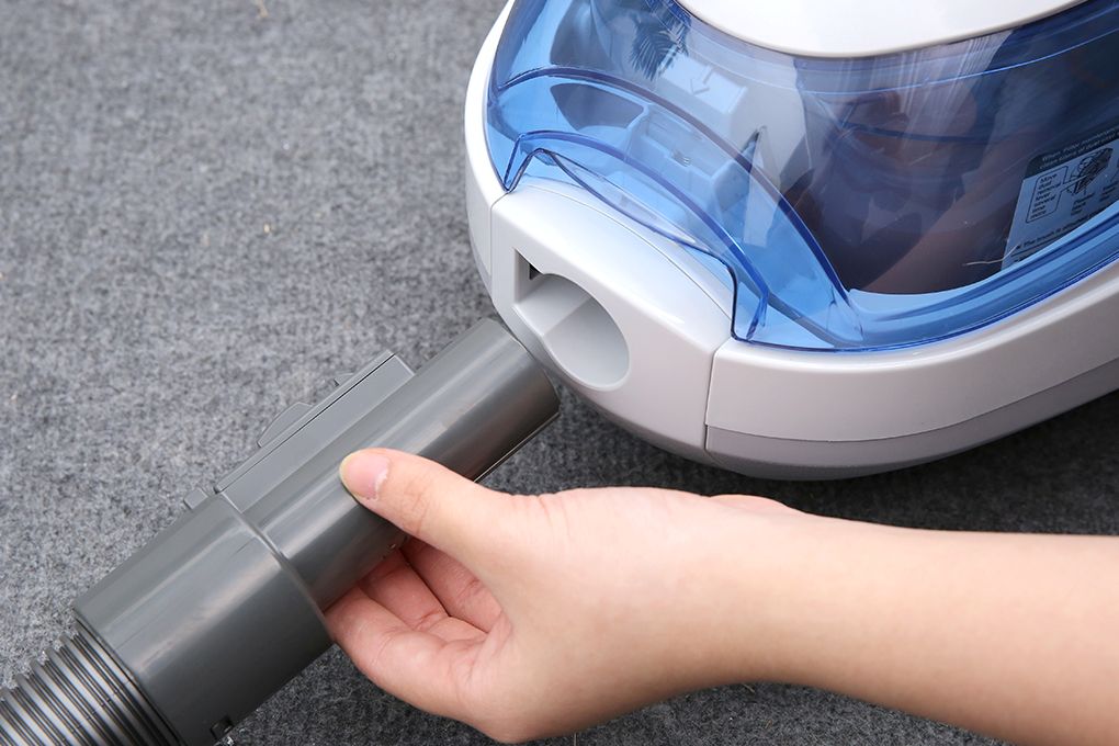 Máy hút bụi Hitachi CV-SH18E dạng hộp 1600W