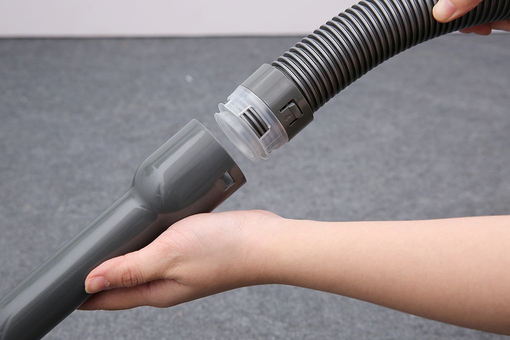 Máy hút bụi Hitachi CV-SH18E dạng hộp 1600W