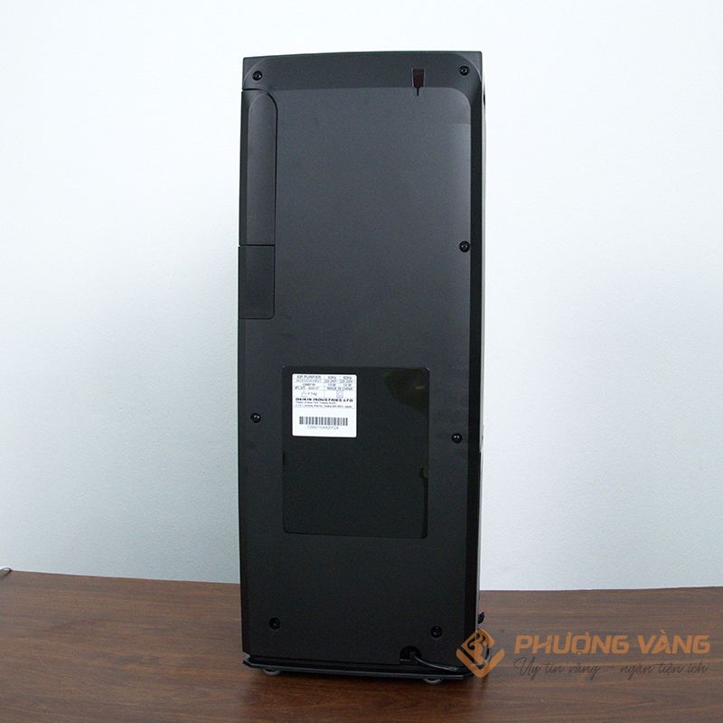 Máy lọc không khí tạo ẩm Daikin MCK555AVMV-T mặt sau