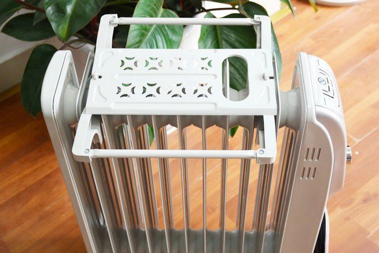 Máy sưởi dầu Tiross TS9211, 11 thanh, 2300W