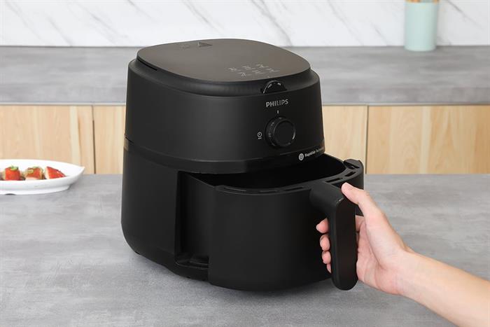 Nồi chiên không dầu Philips NA120/00 tay cầm