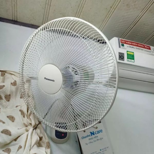 Quạt treo tường Panasonic F-409MG 51W