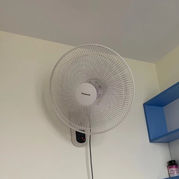Quạt treo tường Panasonic F-409MG 51W